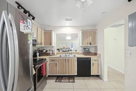 4325 Lucerne Villas Lane Greenacres FL 33467