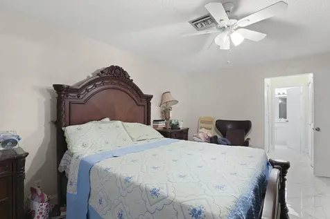 4235 Lucerne Villas Lane Greenacres FL 33467