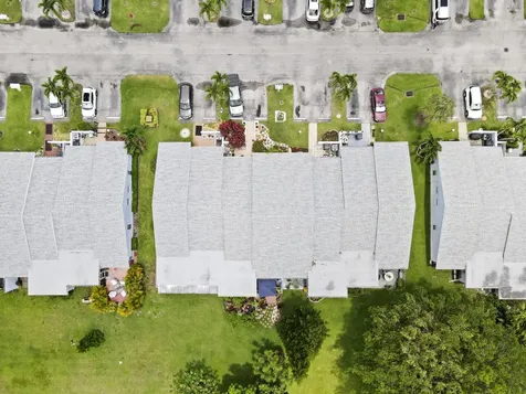 4325 Lucerne Villas Lane Greenacres FL 33467
