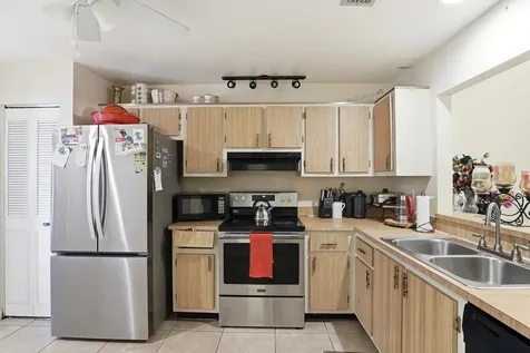 4325 Lucerne Villas Lane Greenacres FL 33467