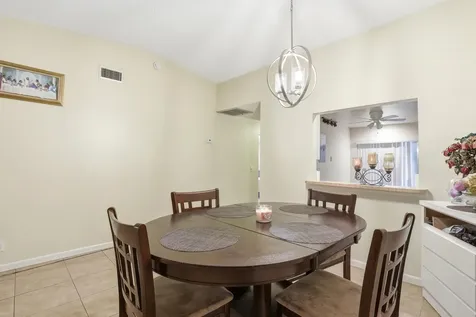 4325 Lucerne Villas Lane Greenacres FL 33467
