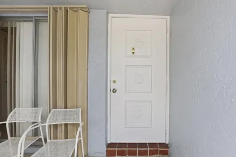 4235 Lucerne Villas Lane Greenacres FL 33467