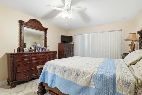 4325 Lucerne Villas Lane Greenacres FL 33467