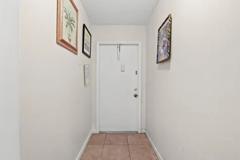 4325 Lucerne Villas Lane Greenacres FL 33467