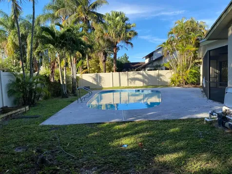 12260 Sannenwood Wellington FL 33414