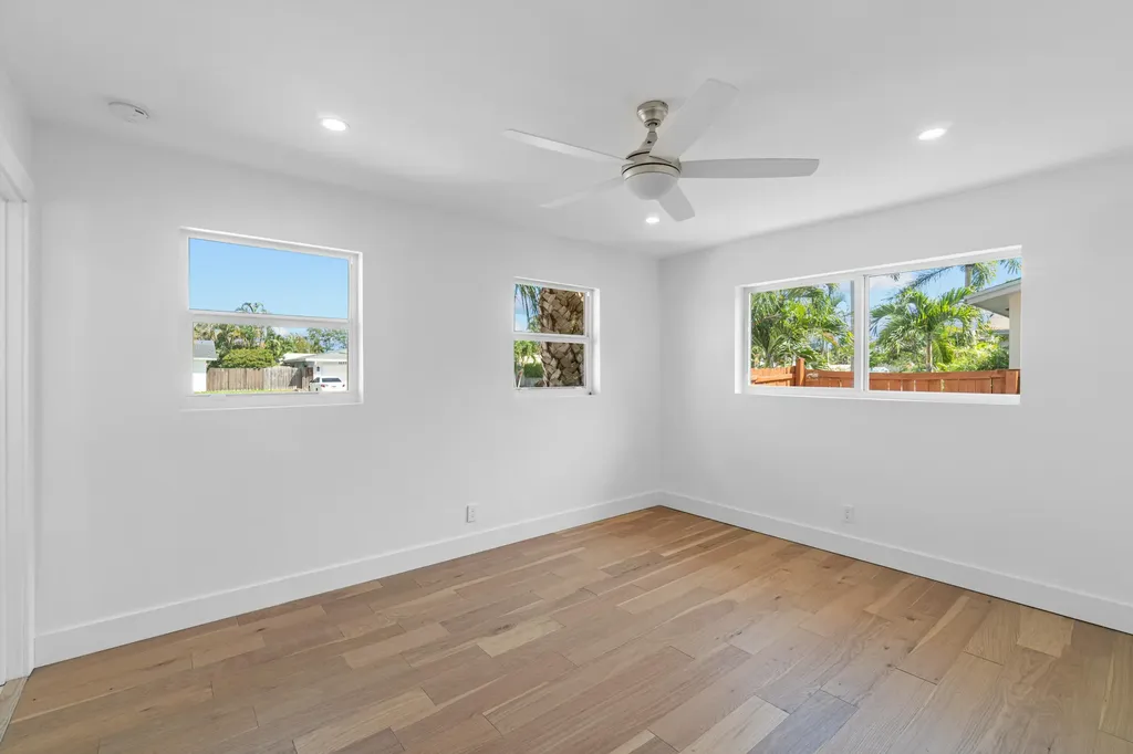 1188 W Camino Boca Raton FL 33486