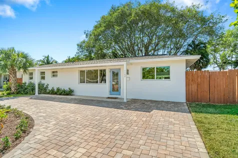 1188 W Camino Boca Raton FL 33486