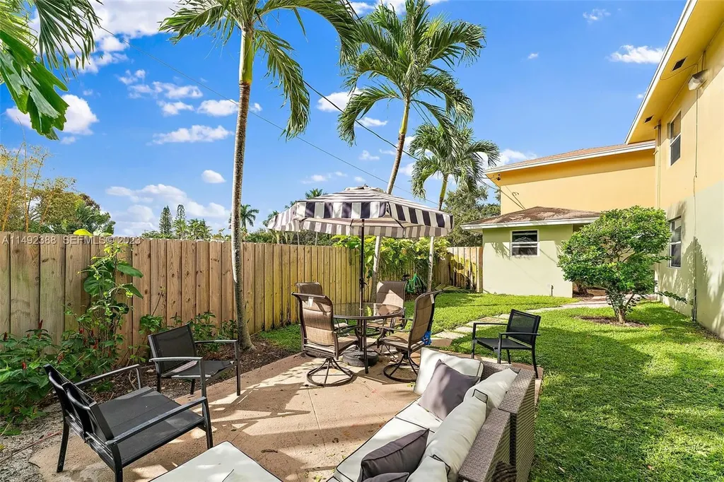 242 NE 12th Street Delray Beach FL 33444