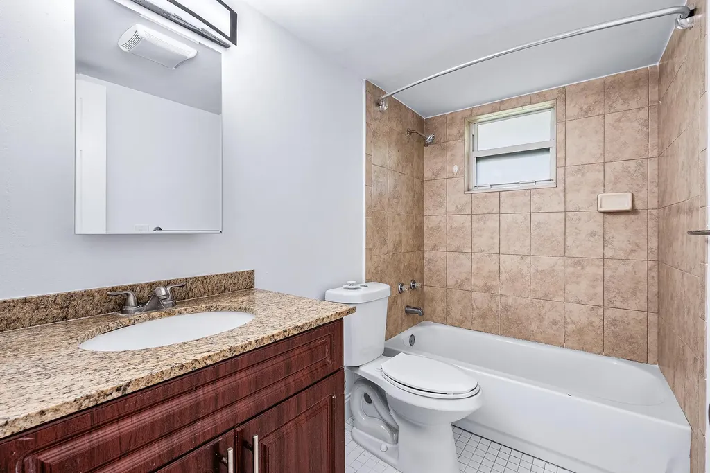 248 NE 12th Street Delray Beach FL 33444