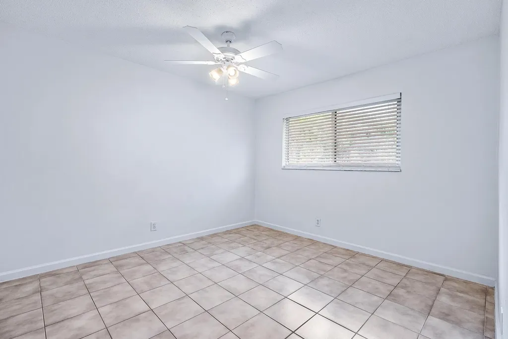 242 NE 12th Street Delray Beach FL 33444