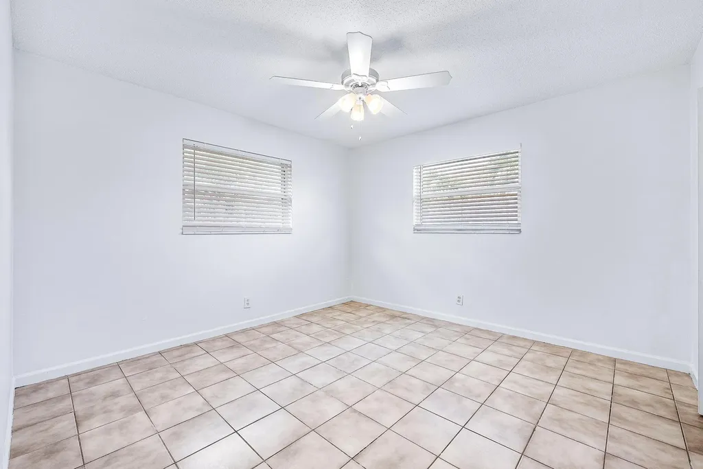 242 NE 12th Street Delray Beach FL 33444