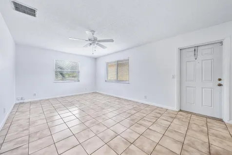 242 NE 12th Street Delray Beach FL 33444