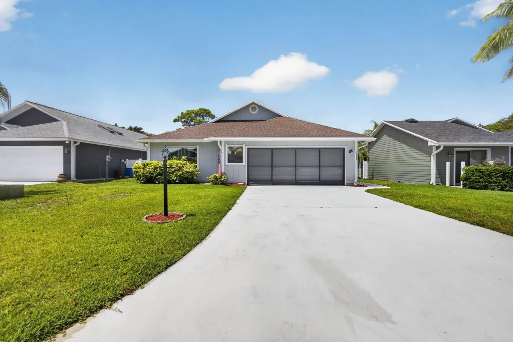 6335 SE Ames Way Hobe Sound FL 33455