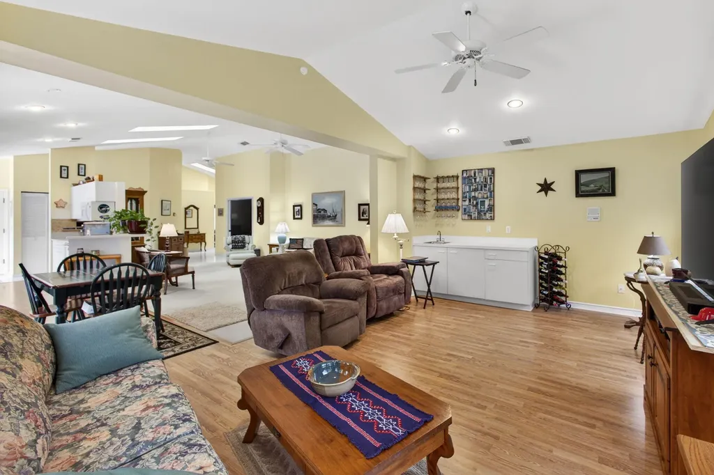 6335 SE Ames Way Hobe Sound FL 33455