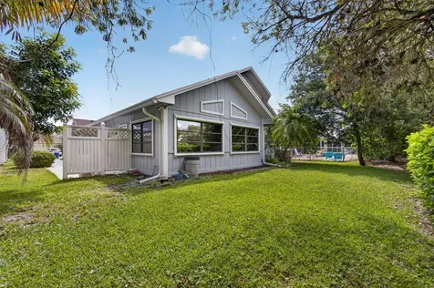 6335 SE Ames Way Hobe Sound FL 33455