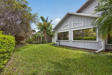 6335 SE Ames Way Hobe Sound FL 33455