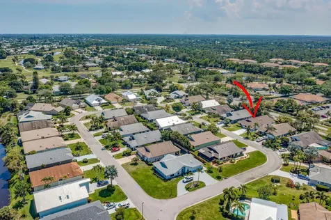 6335 SE Ames Way Hobe Sound FL 33455