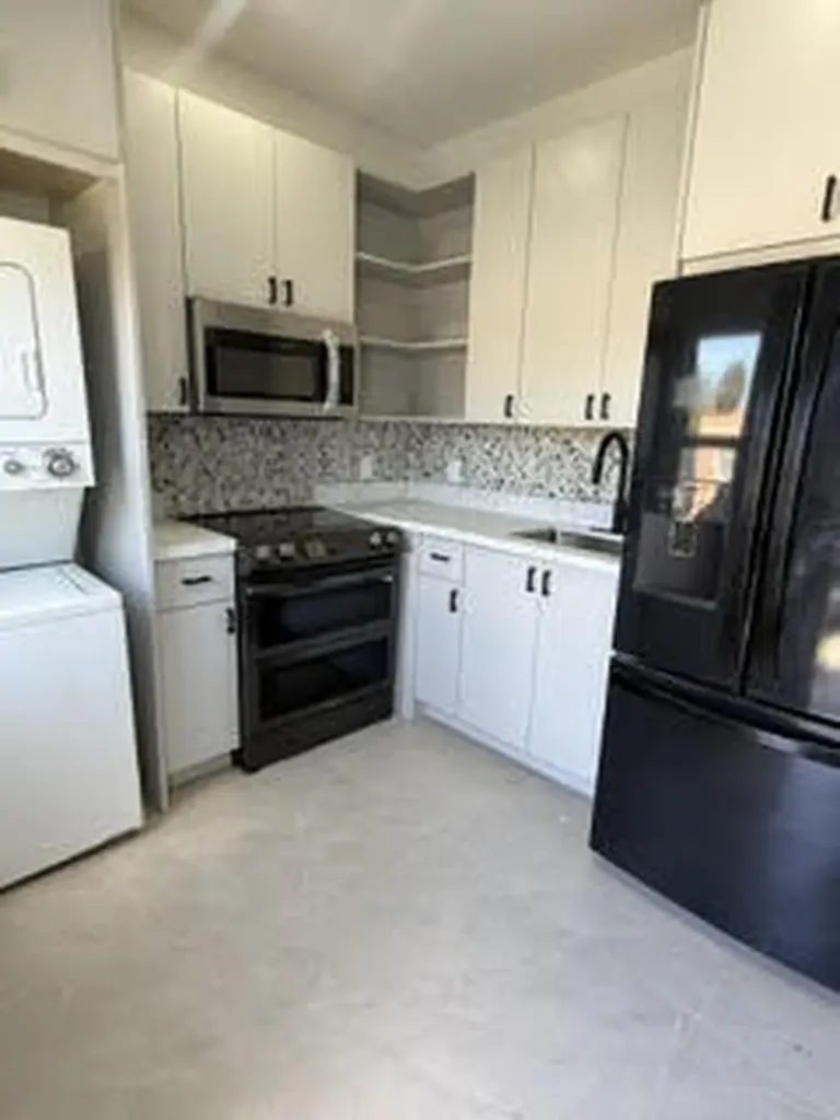 621 NW 3rd Avenue Pompano Beach FL 33060