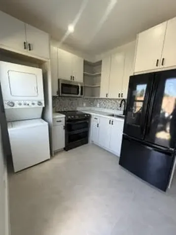 621 NW 3rd Avenue Pompano Beach FL 33060