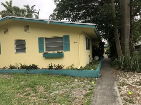 1518 Grant Street Hollywood FL 33020
