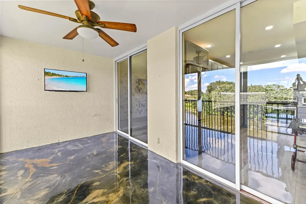 5250 Woodland Lakes Drive Palm Beach Gardens FL 33418