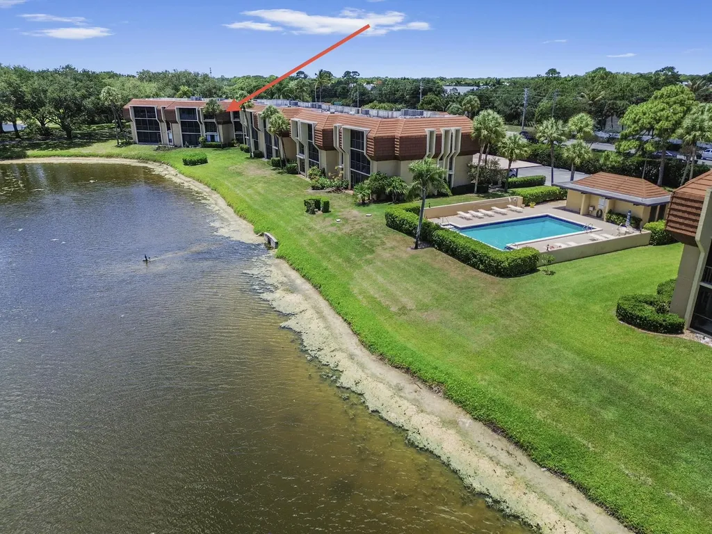 5250 Woodland Lakes Drive Palm Beach Gardens FL 33418