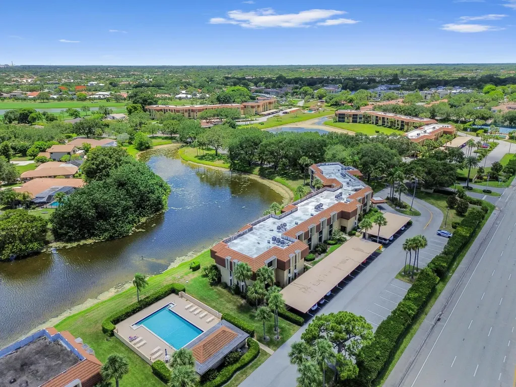 5250 Woodland Lakes Drive Palm Beach Gardens FL 33418