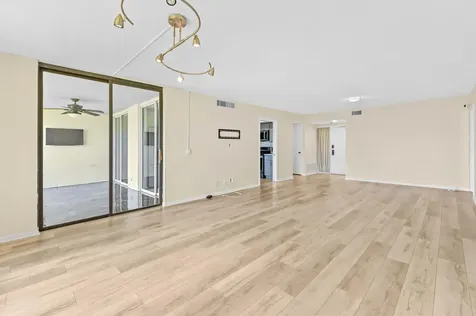 5250 Woodland Lakes Drive Palm Beach Gardens FL 33418