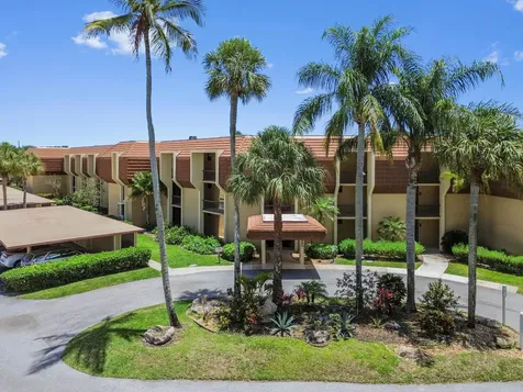 5250 Woodland Lakes Drive Palm Beach Gardens FL 33418