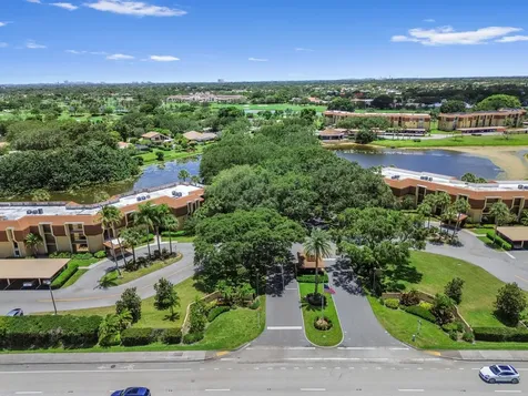 5250 Woodland Lakes Drive Palm Beach Gardens FL 33418