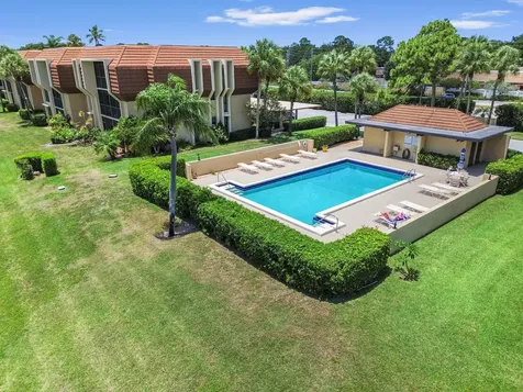 5250 Woodland Lakes Drive Palm Beach Gardens FL 33418