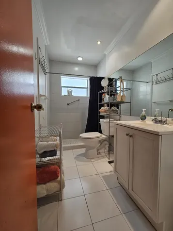 5100 NW 35th Street Lauderdale Lakes FL 33319