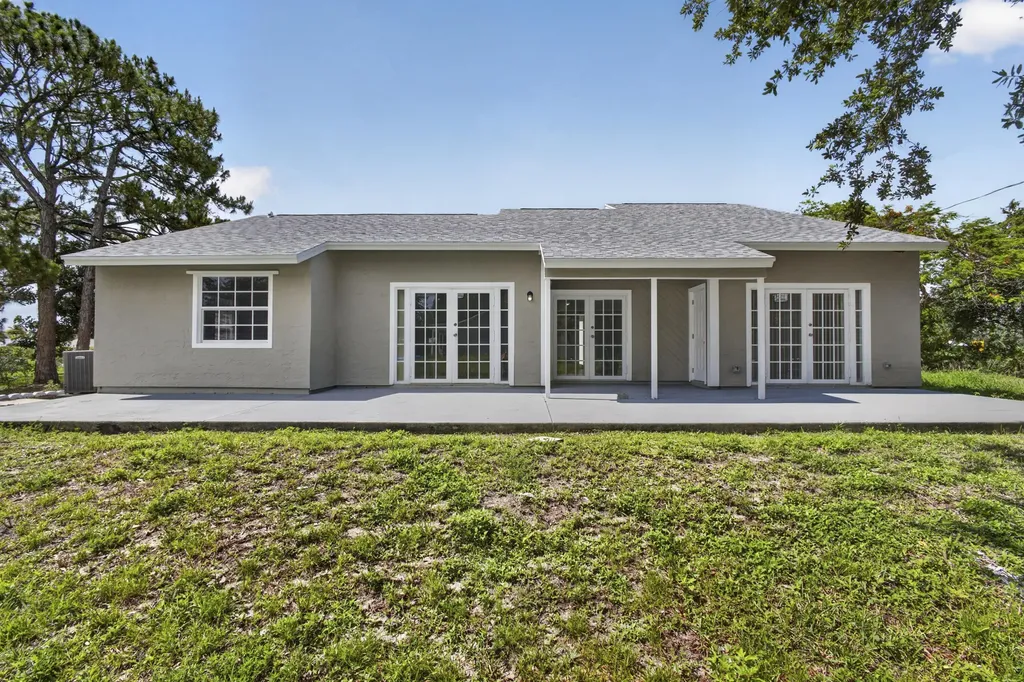 12691 N 40th Street Street N The Acreage FL 33411