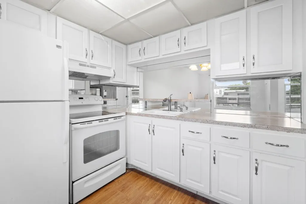 9080 Lime Bay Boulevard Tamarac FL 33321