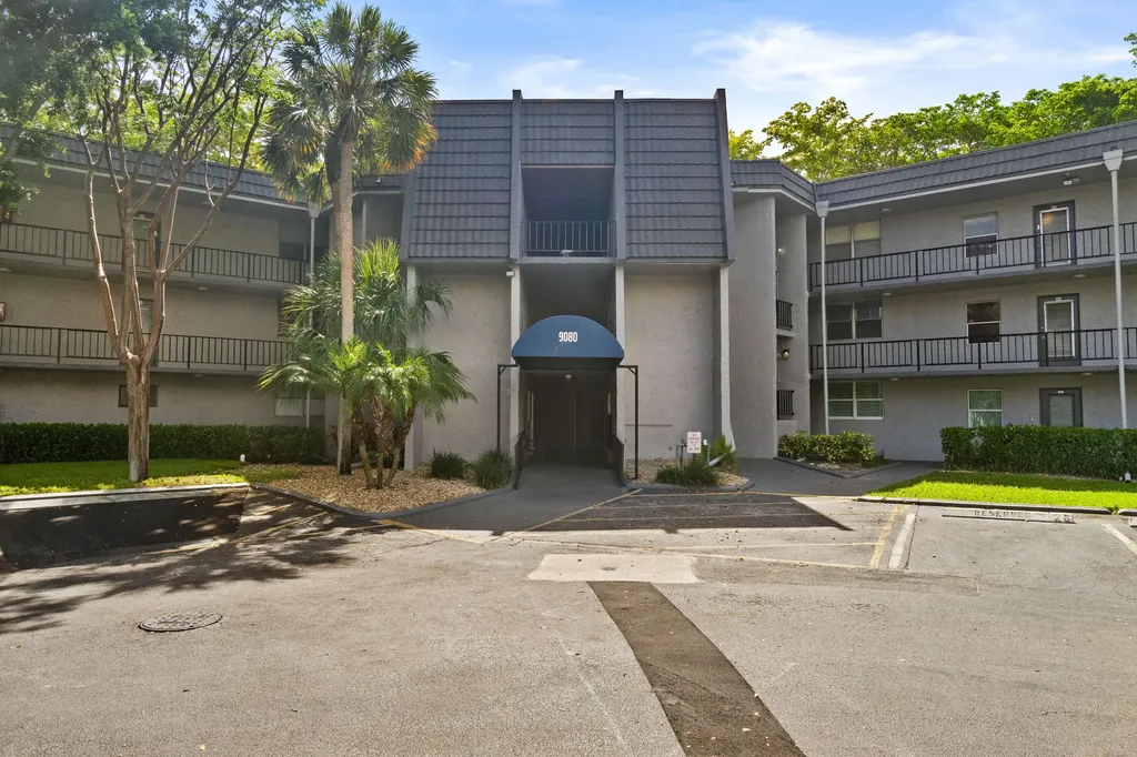 9080 Lime Bay Boulevard Tamarac FL 33321