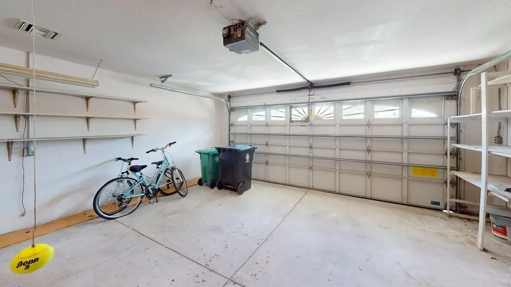 562 SW Saint Martins Cove Port St Lucie FL 34986