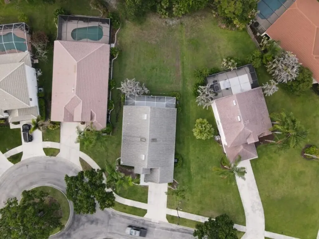 562 SW Saint Martins Cove Port St Lucie FL 34986