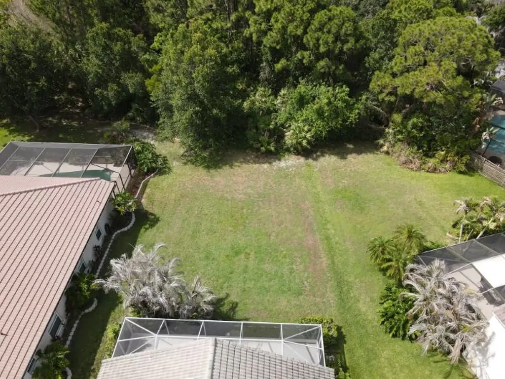562 SW Saint Martins Cove Port St Lucie FL 34986