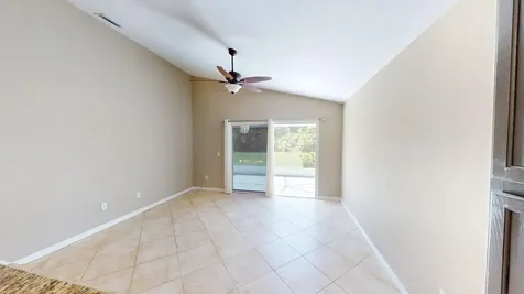 562 SW Saint Martins Cove Port St Lucie FL 34986