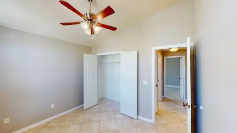 562 SW Saint Martins Cove Port St Lucie FL 34986