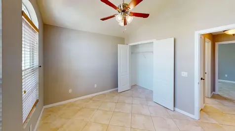 562 SW Saint Martins Cove Port St Lucie FL 34986