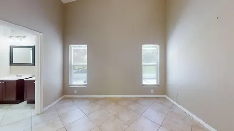 562 SW Saint Martins Cove Port St Lucie FL 34986