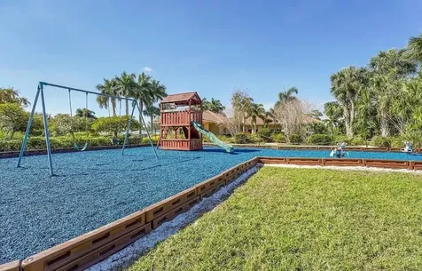 562 SW Saint Martins Cove Port St Lucie FL 34986