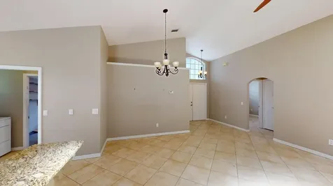 562 SW Saint Martins Cove Port St Lucie FL 34986