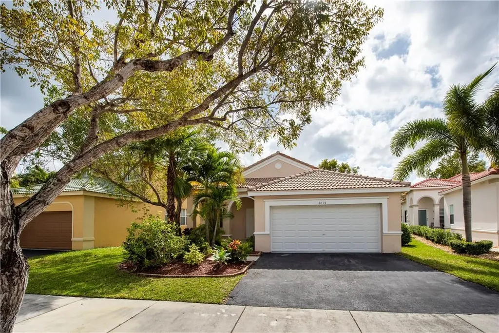 4015 Palm Place Weston FL 33331