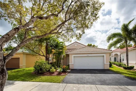 4015 Palm Place Weston FL 33331
