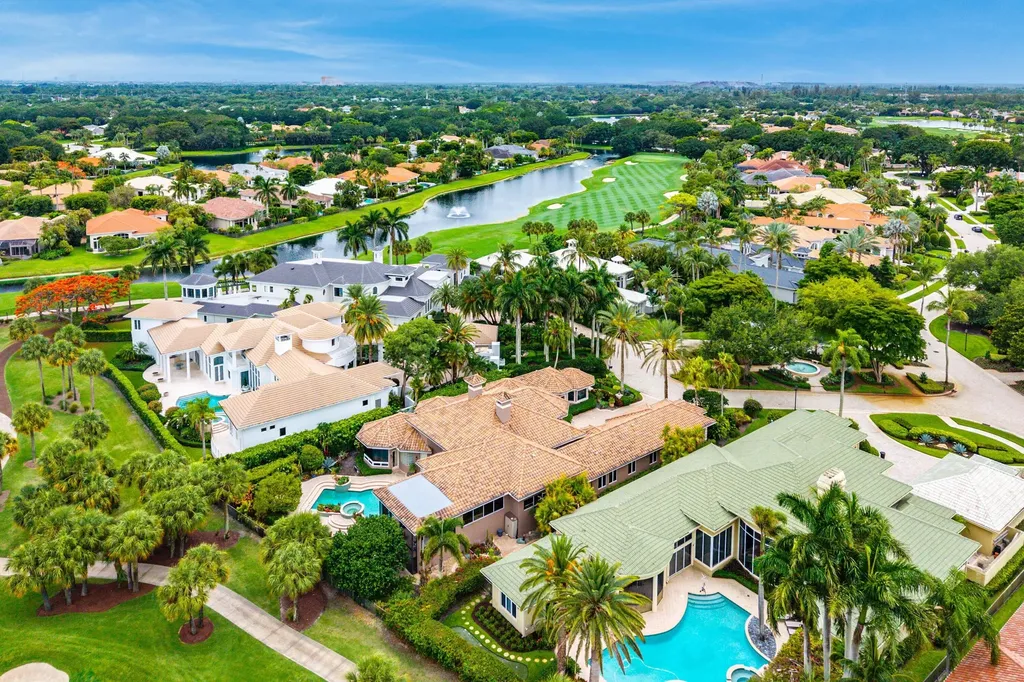 32 Saint Thomas Drive Palm Beach Gardens FL 33418