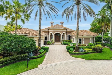 32 Saint Thomas Drive Palm Beach Gardens FL 33418