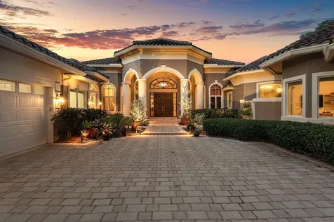 32 Saint Thomas Drive Palm Beach Gardens FL 33418