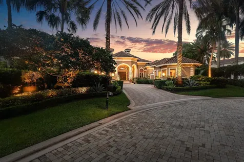 32 Saint Thomas Drive Palm Beach Gardens FL 33418